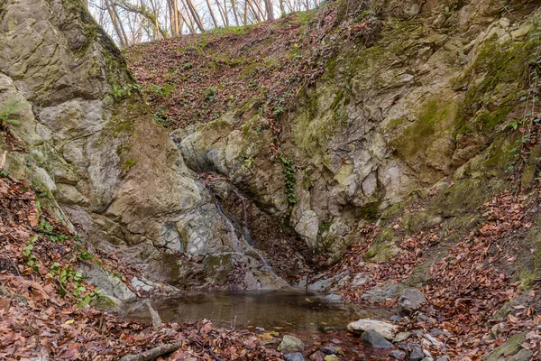 Dobri Vodopad Cachoeira Montanha Fruska Gora Sérvia Esta Cachoeira Coroa — Fotografia de Stock
