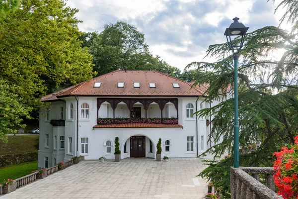 Loznica Sérvia Julho 2022 Centro Bem Estar Médico Banja Koviljaca — Fotografia de Stock