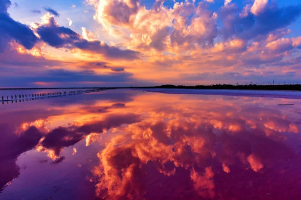 Morning Dawn Heavenly Landscape Clouds Beautifully Reflected Salty Pink Lake — Stock Photo, Image