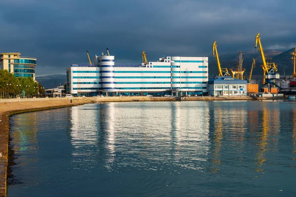 Edificio Administrativo Administración Del Puerto Comercial Del Mar Novorossiysk — Foto de Stock