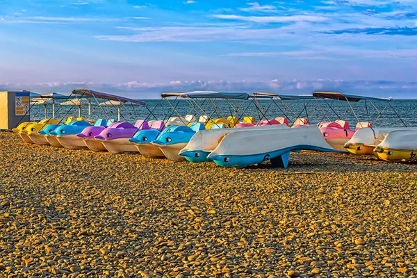 Beach Resort Place Rocky Seashore Early Morning Pandemic Pleasure Catamarans — Stock Photo, Image