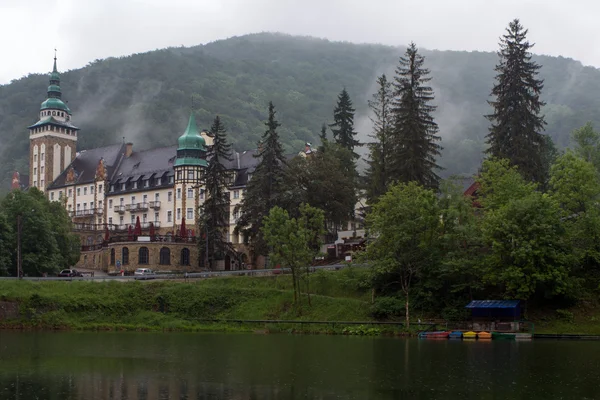 Het palace hotel in de bergen van de bukk bij lillafured, miskolc, h Stockfoto