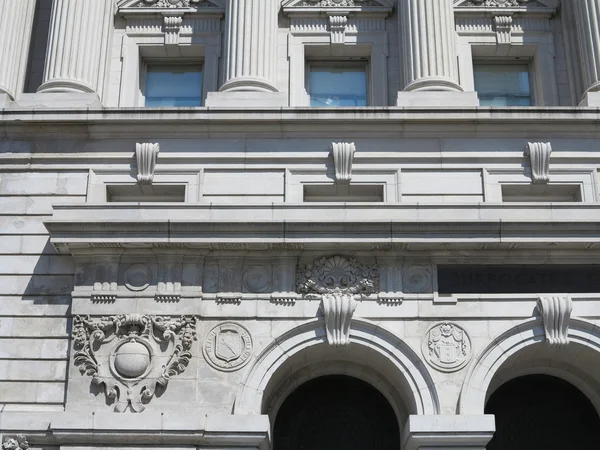 Architectonische details van het Gemeentelijke Gebouw in New York — Stockfoto