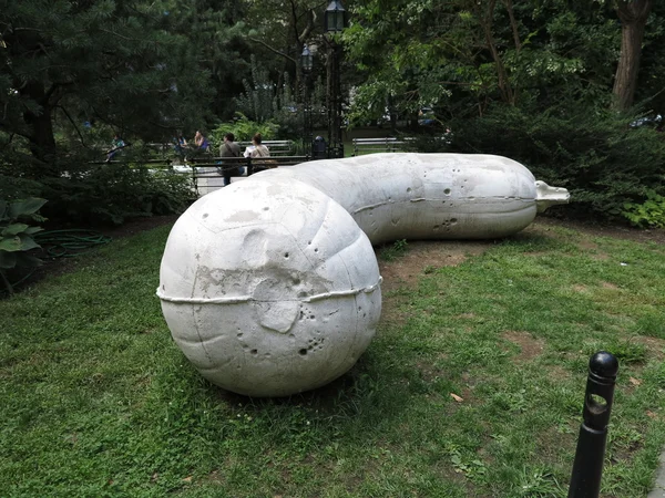 Fonds public pour les expositions d'art au City Hall Park de New York en 2013 — Photo