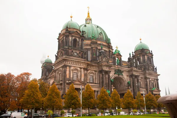 柏林大教堂历史纪念碑 — 图库照片
