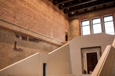 Müze Adası, Berlin, Almanya, Klasik sergi salonu