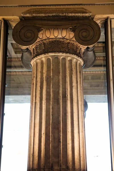 Oude Romeinse Kolom Duits Museumeiland Berlijn Duitsland — Stockfoto
