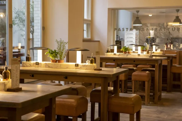 Берлин Германия Итальянский Ресторан Шведский Стол — стоковое фото