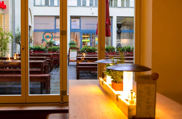 Las Altas Ventanas Restaurante Buffet Italiano Berlín Alemania — Foto de Stock