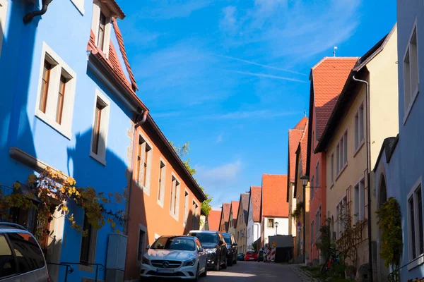 Almanya Nın Rothenburg Şehrinin Sokaklarındaki Eski Saat Kulesi — Stok fotoğraf