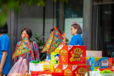 Taipei Taipei Çin geleneksel dini uygulamaları, Zhongyuan Purdue, Çin Hayalet Festivali, hayaletlere, insanlara ve insanlara kurban sunmak