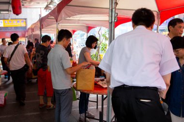 Taipei Taipei Çin geleneksel dini uygulamaları, Zhongyuan Purdue, Çin Hayalet Festivali, hayaletlere, insanlara ve insanlara kurban sunmak