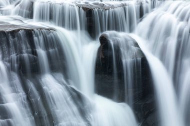 Tayvan 'daki Shifenliao Şelale Parkı