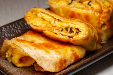 Tayvan aşkı ve lezzetli kahvaltı, Kimchi omleti.