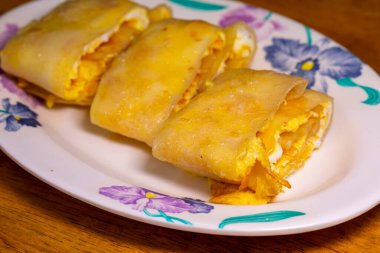 Tayvan aşkı ve lezzetli kahvaltı, orijinal yumurtalı kek.