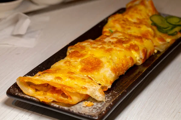 Tayvan aşkı ve lezzetli kahvaltı, pastırmalı omlet.