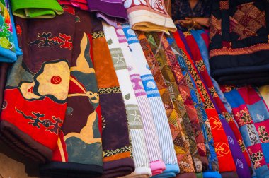 Piyasada etnik özelliklere sahip el sanatları