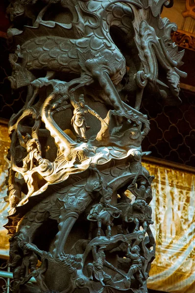 Chinese Traditional Religious Beliefs Dragon Pillars Longshan Temple Famous Historic — Stock Photo, Image