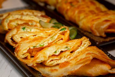 Tayvan aşkı ve lezzetli kahvaltı, sebzeli omlet.