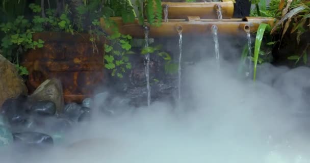 Hookah Ånga Flyter Vattnet Kallt Klimat — Stockvideo