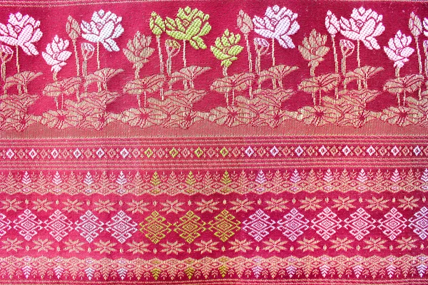 Popular batik sarong fundo padrão na Tailândia, tradicional — Fotografia de Stock