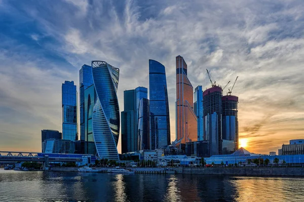 Moskau Mai 2021 Landschaft Mit Buntem Abendblick Auf Moskaus Internationales — Stockfoto