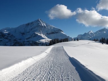 Spitzhorn, eğim ve bulutlar