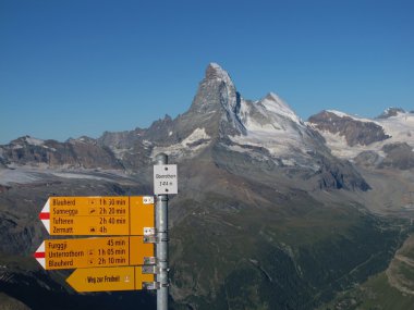 oberrothorn, matterhorn üzerinde yön tabelası