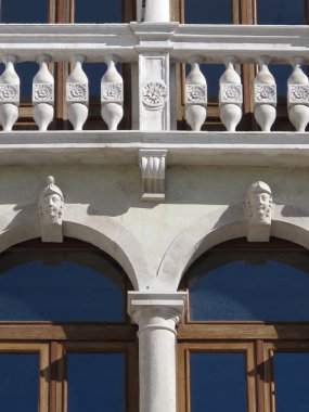 benzersiz eski ön cephesi, İtalya.