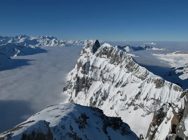 Unique mountain view from the Titlis, sea of fog — Stock Photo, Image