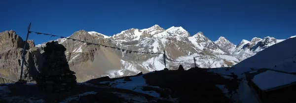 Thorung La yüksek kamp görünümünden — Stok fotoğraf