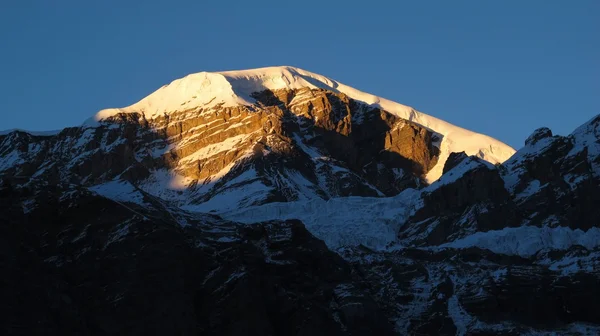 Putrun Himal bij zonsondergang — Stockfoto