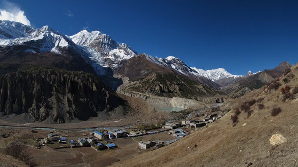 Вид на Мананг, Осаку и Тяньцзинь Пик
