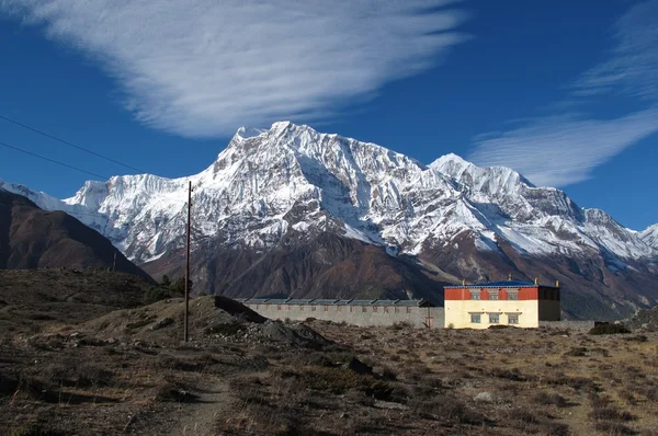 Gangapurna und Klöster — Stockfoto