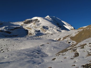 Sahne hemen önce geçmek Thorung La, Nepal