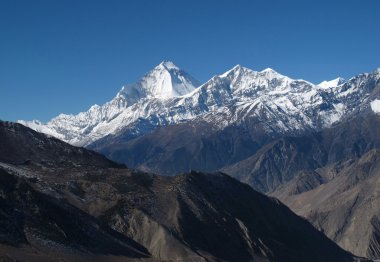 Dhaulagiri ve Tukuche en yüksek görünümü