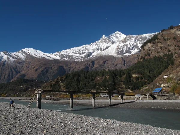 Dhaulagiri und kali ghandaki Fluss — Stockfoto