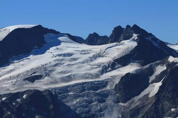 从瑞士Titlis山看到的冰川 — 图库照片