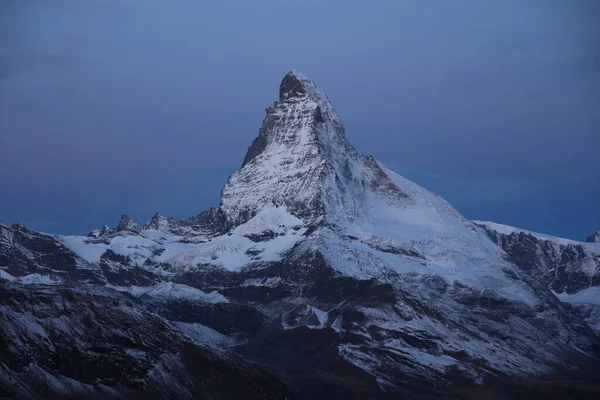 Słynna Góra Matterhorn Przed Wschodem Słońca — Zdjęcie stockowe