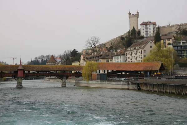 Überdachte Spreuerbrücke Häuser Und Ein Teil Der Musegg Mauer Luzern — Stockfoto