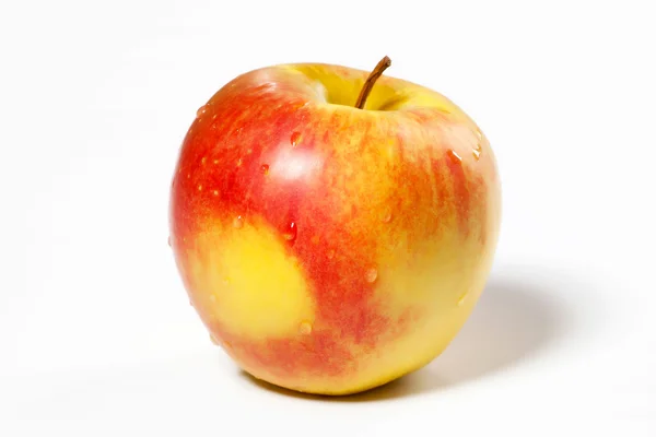 Fresh sweet apple isolated on a white background — Stock Photo, Image