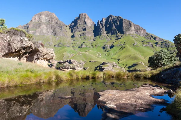 Pool below the Peaks — Stock Photo, Image