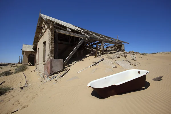 Baño en Kolmanskop —  Fotos de Stock