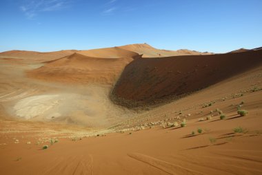 arasında dunes sossusvlei