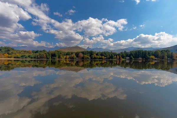 Agua Lago Tan Suave Como Espejo — Foto de Stock