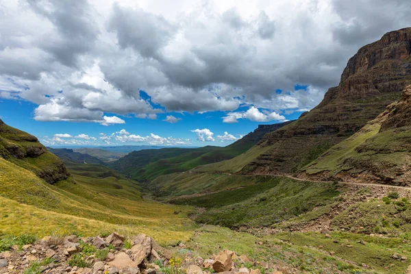 Mörk Cumulus Moln Över Nedre Delen Sani Pass Drakensberg Sydafrika — Stockfoto