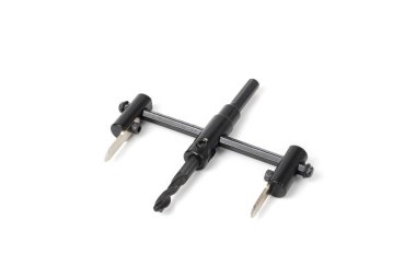 profesyonel marangoz aleti, balerin ahşap matkabı, kesim geometrisi değişken, beyaz arka planda izole yuvarlak delikler için