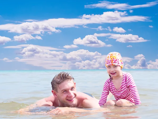 Happy fatherhood — Stock Photo, Image