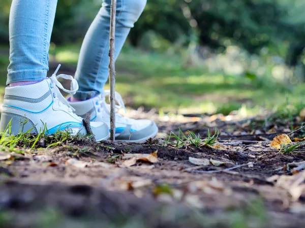 Walking girl — Stock Photo, Image