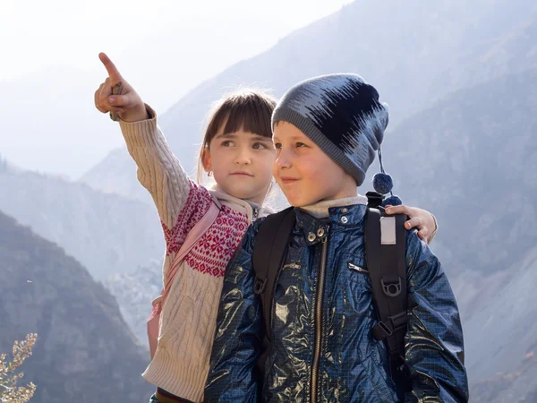 Portrait of boy and girl — Stock Photo, Image